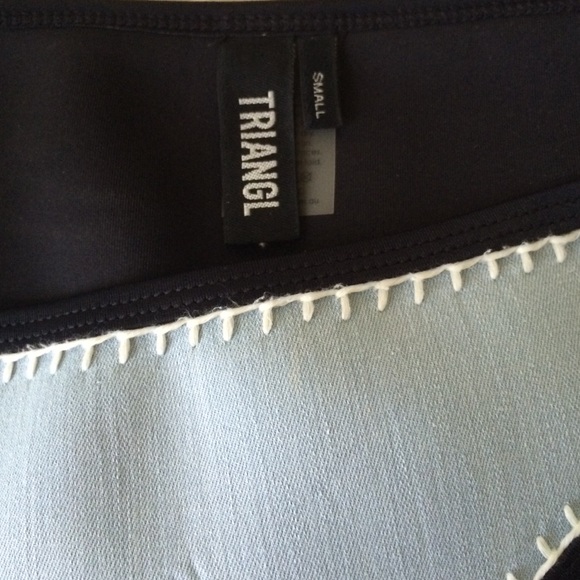 Triangl 2 piece bathing suit. - Picture 2 of 2