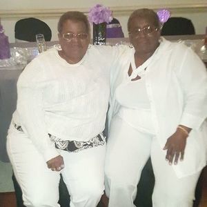 Meet your Posher, Lousie