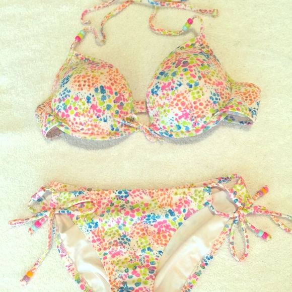 Victoria's Secret Push-up Bikini White/Multi 👙💎