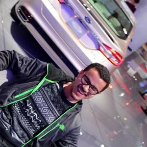 Meet your Posher, Christopher-allen