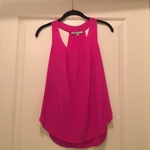AMANDA UPRICHARD Pink Tank