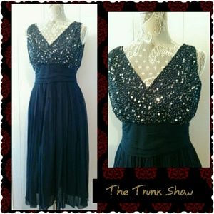 NEWPORT NEWS blue COCKTAIL dress Size 6