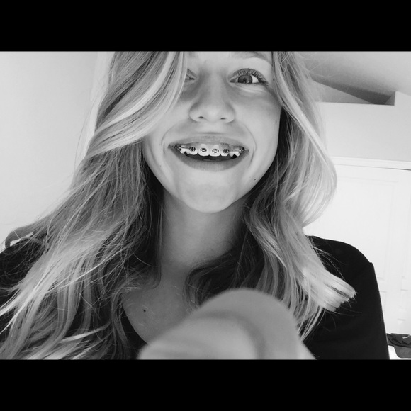 Meet your Posher, Kylee - Picture 1 of 1