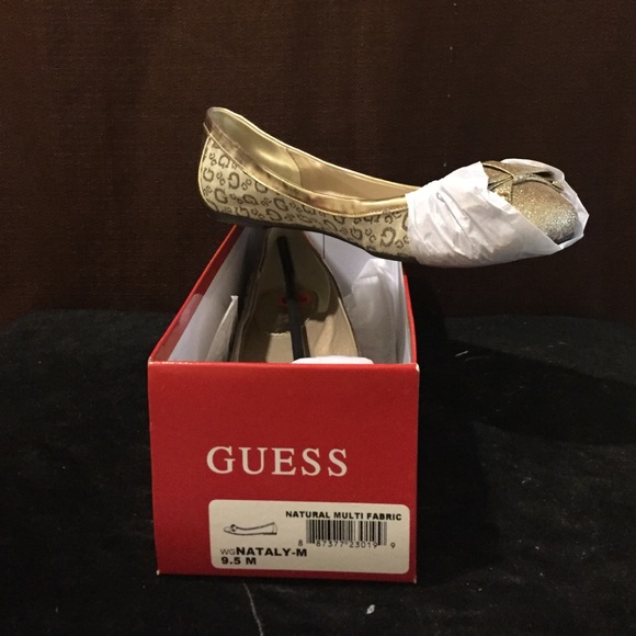 Guess Flat Shoe