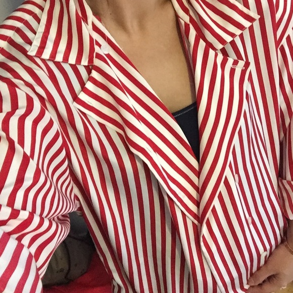 Oversized Silk Shirt - Picture 3 of 4