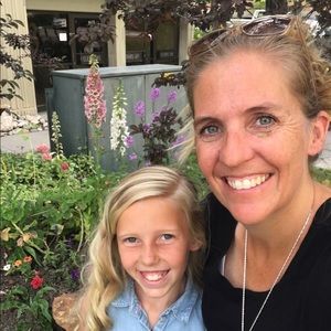 Meet your Posher, Jennifer