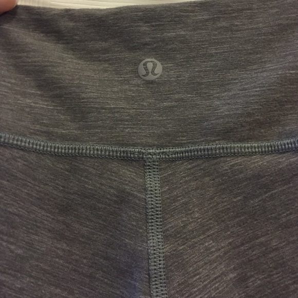 lululemon athletica Pants - Lululemon Light Grey Crop Leggings
