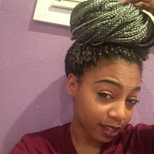 Meet your Posher, Danna