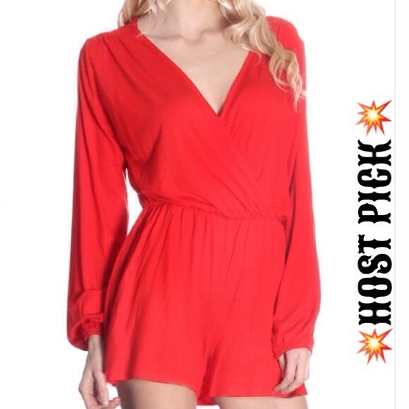 Boutique Pants - 🎉HP 6/18🎉 Gorgeous Red Romper