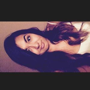 Meet your Posher, Anissa