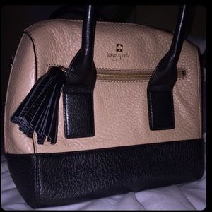 On sale again! Brand New Kate Spade Tote