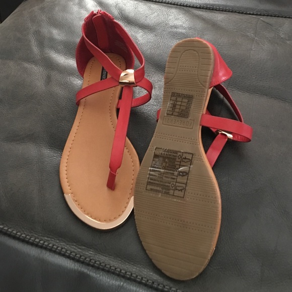 Great Red flat sandals
