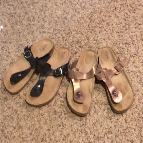 2Mossimo flat bed sandals black and shimmer size 9