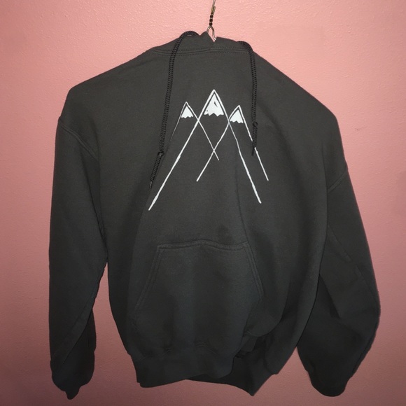 Mountain Sweatshirt