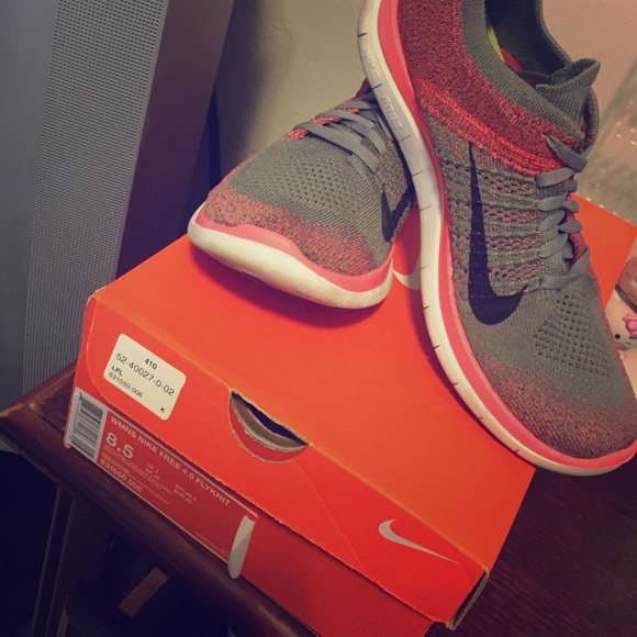 WMNS Nike Free 4.0 FlyKnit