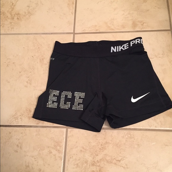 ‼️SOLD‼️ East Celebrity Elite Nike Pro - Picture 1 of 1