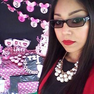 Meet your Posher, Bernice