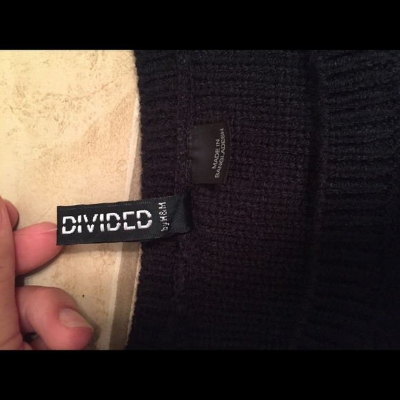 H&M Sweater - Picture 3 of 3