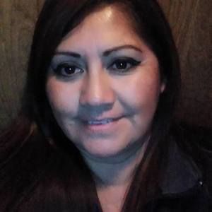 Meet your Posher, Raquel