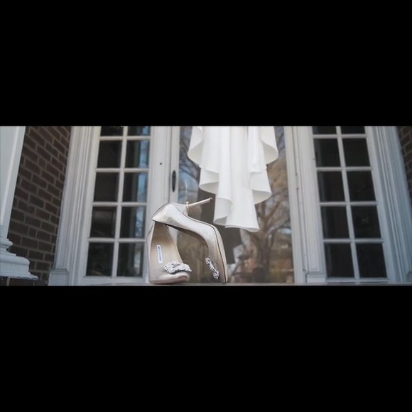 Manolo Blahnik 'Hangisi' Jeweled Pump (Women) - Picture 4 of 4