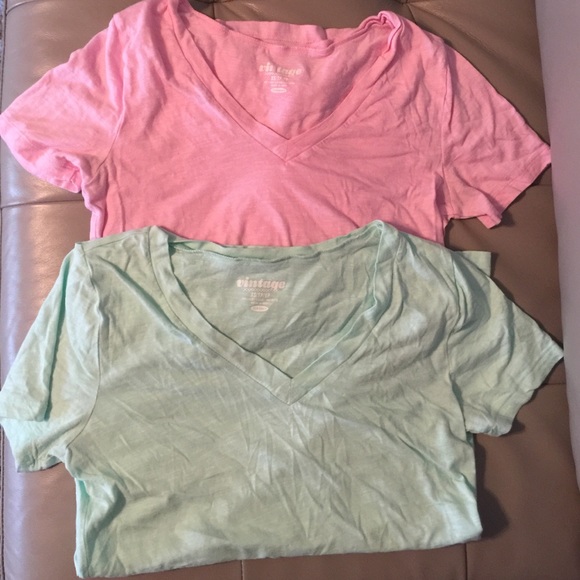 Old navy t-shirts