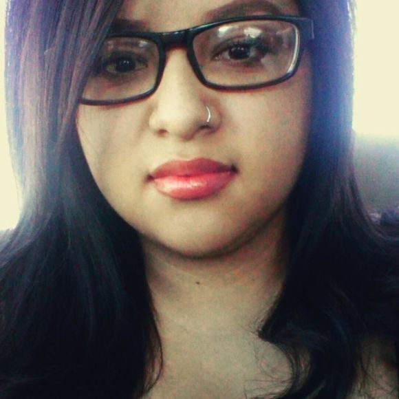 Meet your Posher, Karina