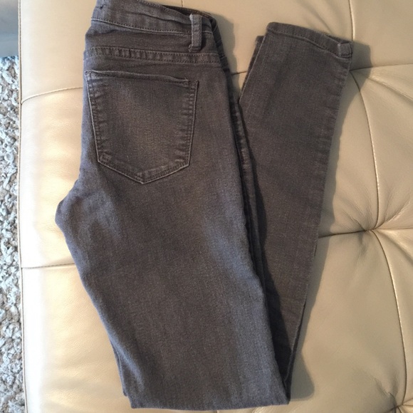 Forever 21 skinny jeans