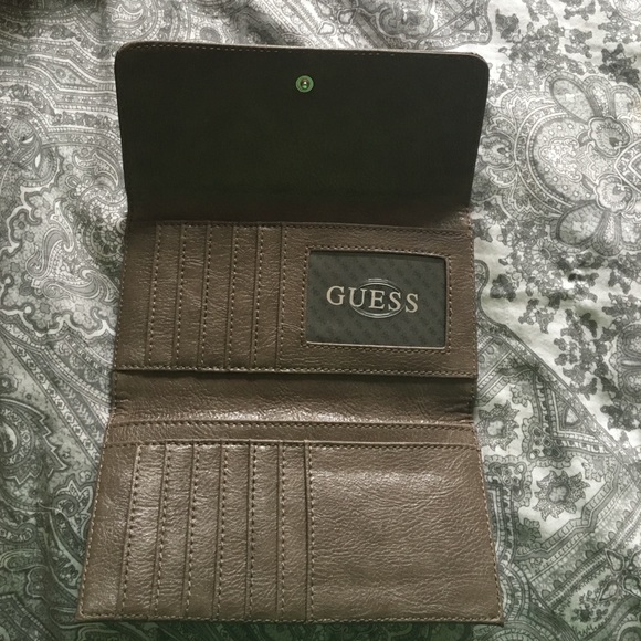 Tan Leather Studded Wallet - Picture 3 of 4