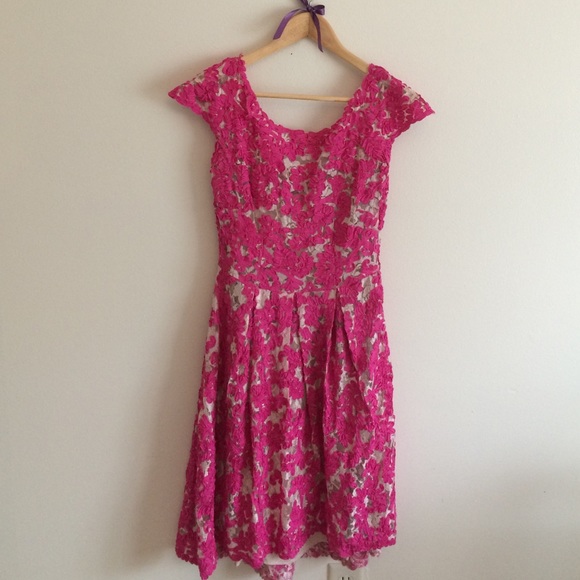 Pink and nude lace dress - Picture 1 of 2