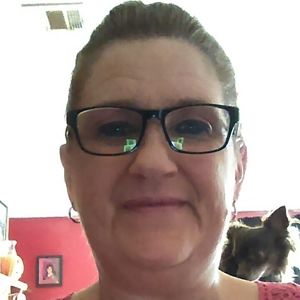 Meet your Posher, Lynn