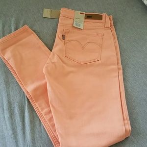 Levis Demi Curve Light Coral Jeans