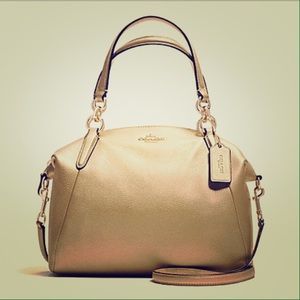 ✖️SOLD✖️ NWT Gold Small Kelsey by Coach