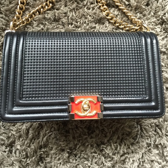 Chanel Le Boy Cube Deep Navy almost Black NWT