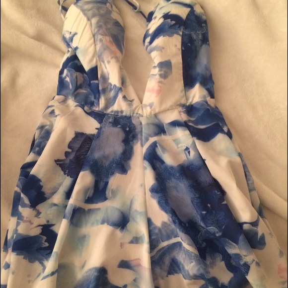 Etiquette Romper size small - Picture 1 of 4