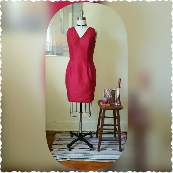 Lovely Silk Shantung Red Dress - Picture 1 of 4
