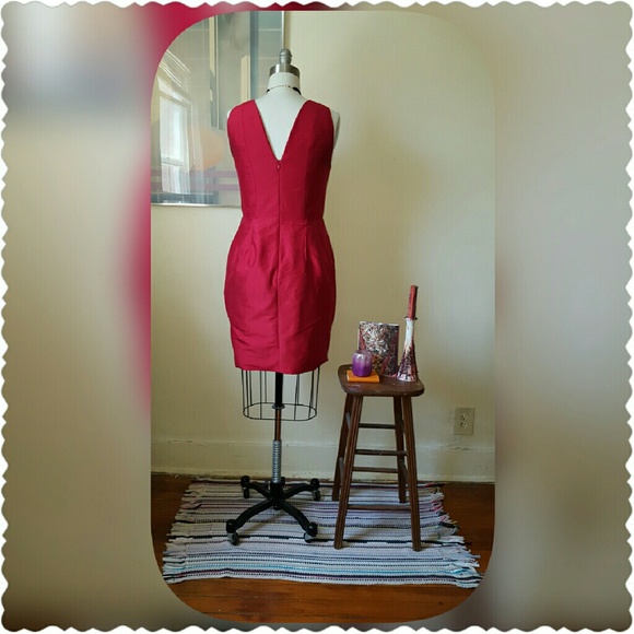Lovely Silk Shantung Red Dress - Picture 3 of 4