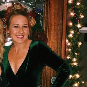 Meet your Posher, Caroline