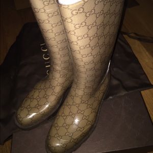 Gucci rain boots
