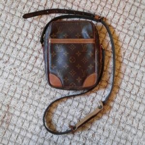 Authentic Louis Vuitton Danube purse