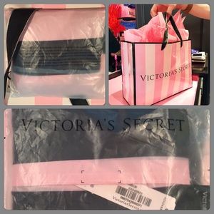 Nwt Limited Edition VS Angel Tote