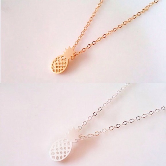 Dainty Pineapple Necklace - Picture 3 of 4