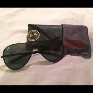 Ray-Ban Aviator Sunglasses