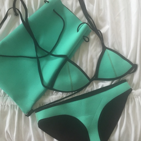 triangl swimwear Other - Triangl Bikini Blue