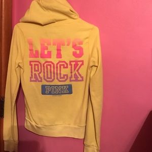 VICTORIA'S SECRET SWEATSHIRT YELLOW OMBRÉ LETTERS