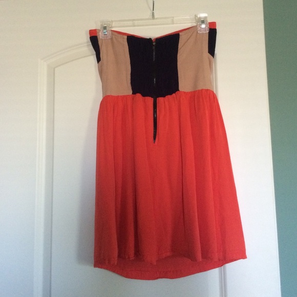 Color Block Dress - Picture 2 of 2