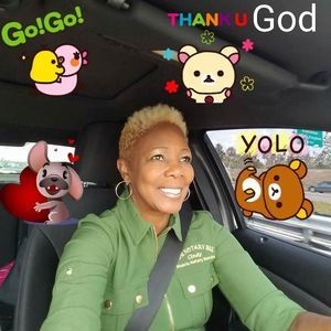 Meet your Posher, Cynthia