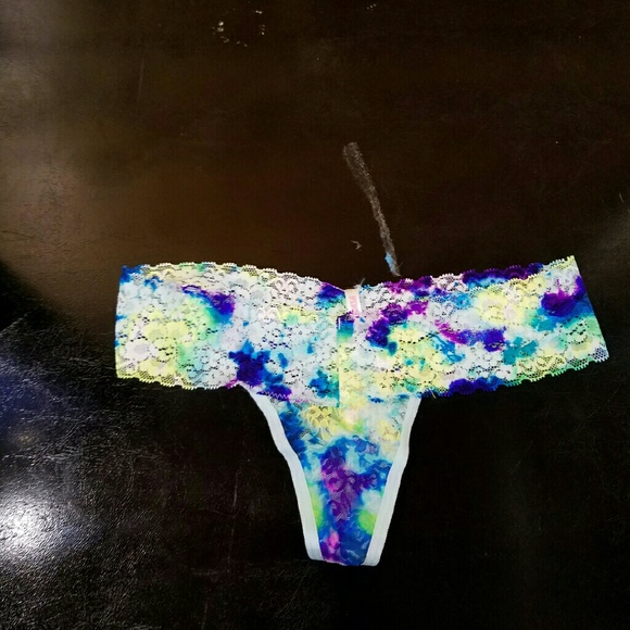 NWT VS Multicolor Lace Extra Low Rise Thong - Picture 3 of 4