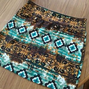 Short pencil skirt, brown/blue patterned