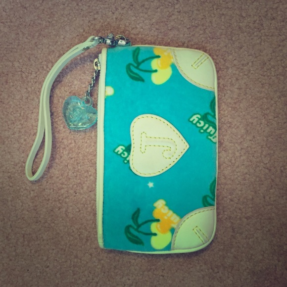 Juicy Couture velour summer wristlet