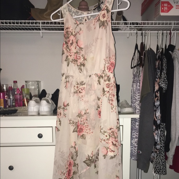 High low flower with cut out back